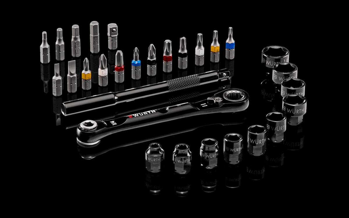 Limited edition 29 piece ratchet bit set