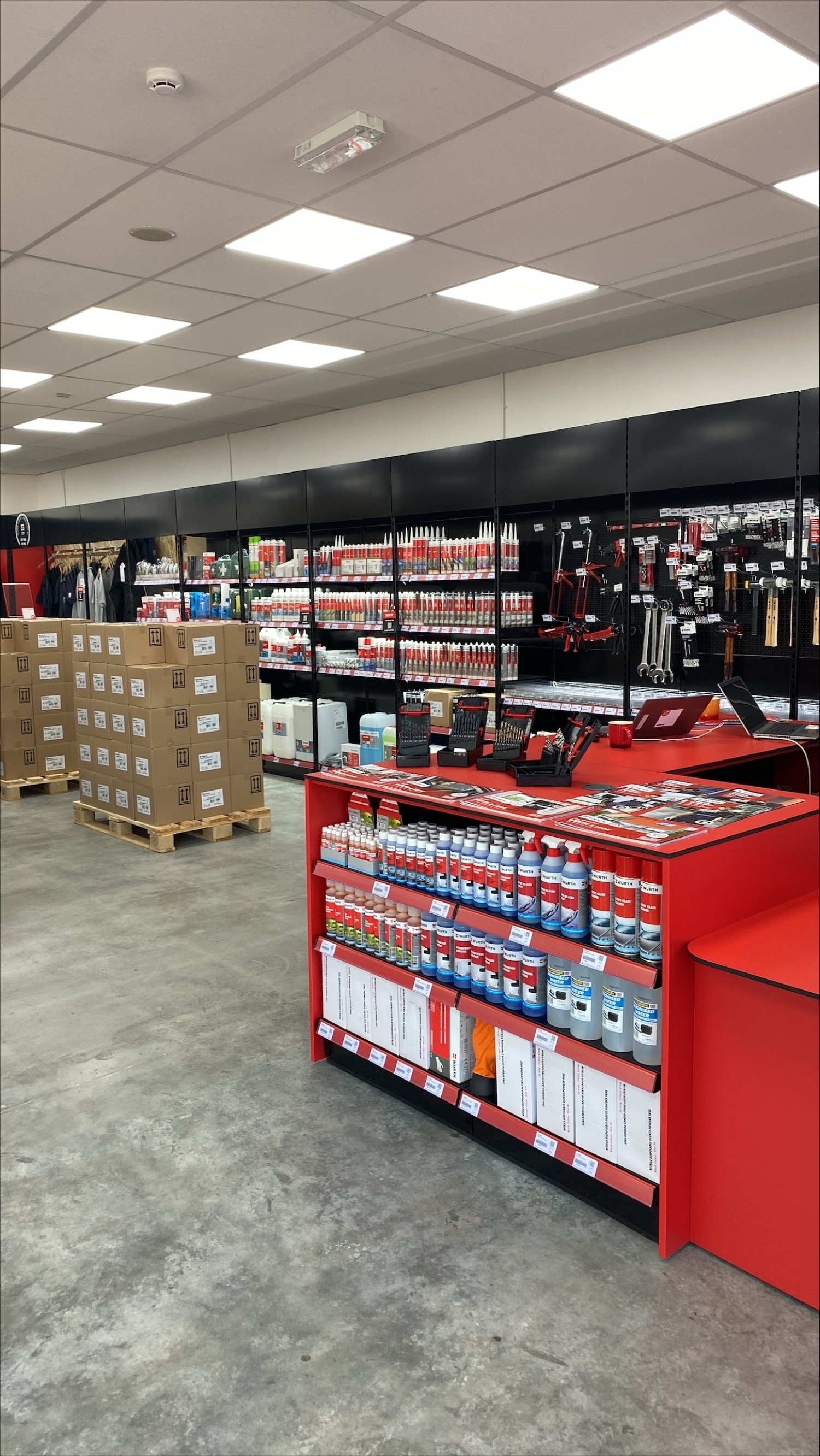 Trade store Inverness